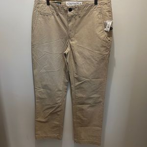 NWT! Classic Straight Chino Pants 36Wx32L